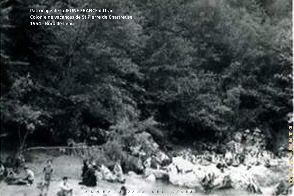 COLO JEUNE FRANCE 1954 bord de l'eau 3.jpg